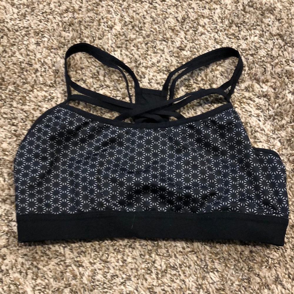 Black fun sports bra size M